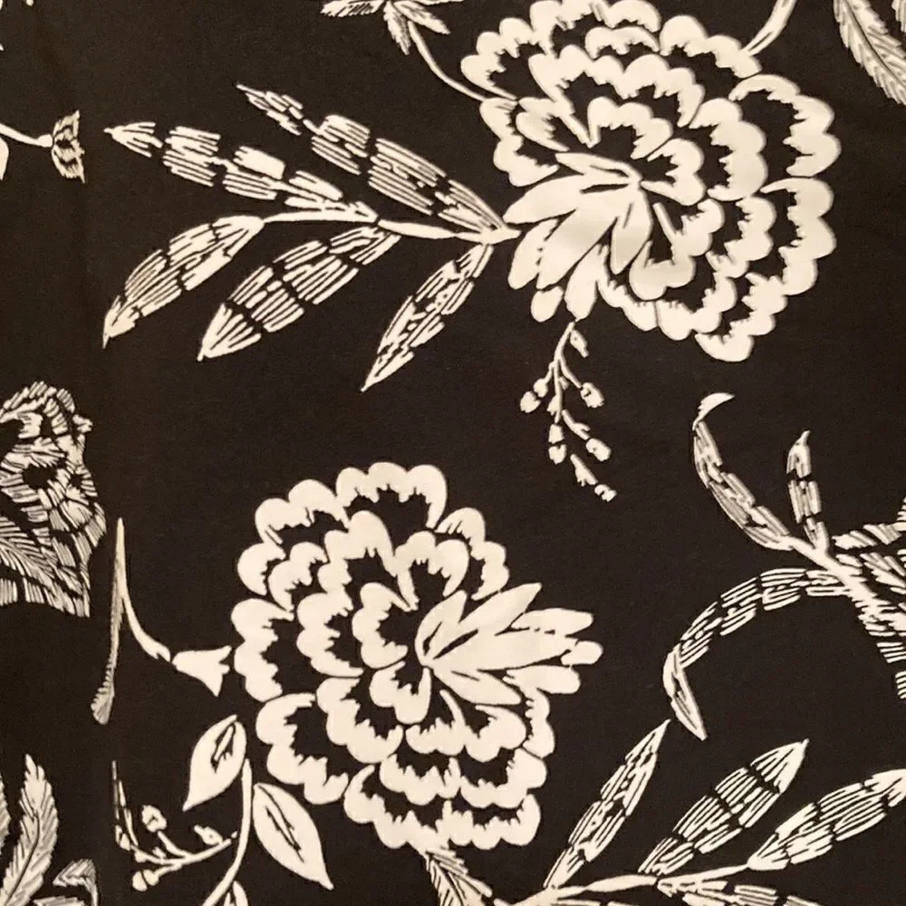 Land’s End Plus high neck modest soft cup Tankini top black multi floral 14D - Picture 3 of 7